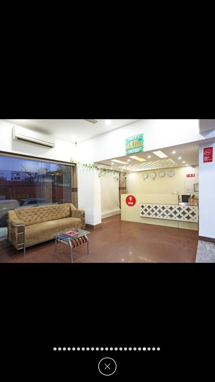 Airport Hotel Ambrosia ニューデリー エクステリア 写真